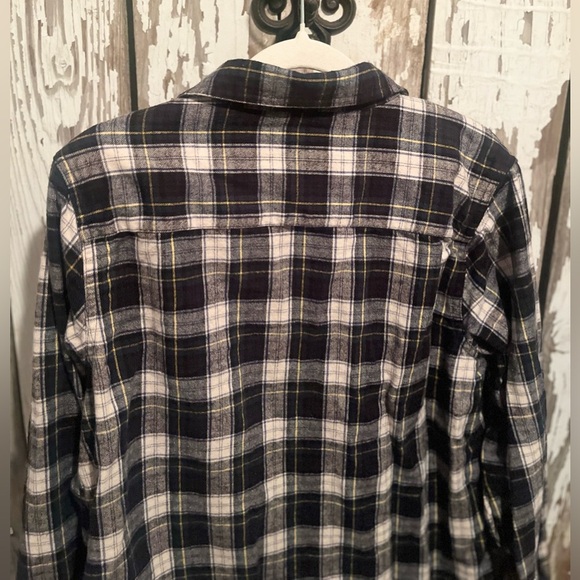 LL Bean blue tartan Relaxed fit size medium - Picture 4 of 5
